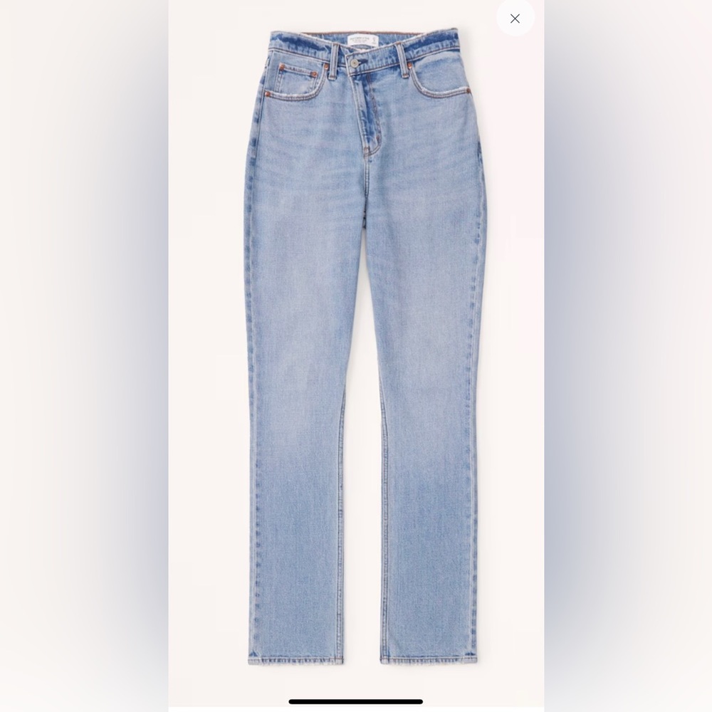 Curve Love Ultra High Rise 90s Slim Straight Jean, with Criss-Cross Waistband